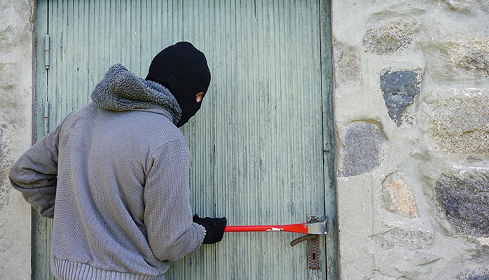 L’assureur est tenu d’indemniser l’assuré entré frauduleusement en possession de la chose assurée